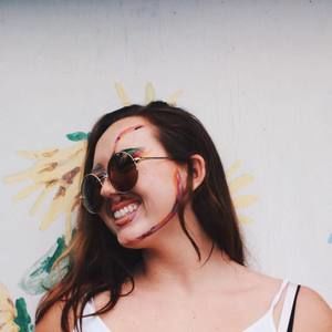 Meet your Posher, Sara